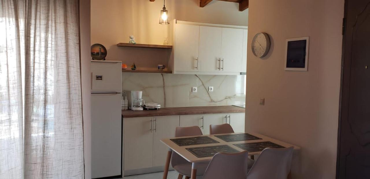 Michalis, 2-Bedroom Apartment In Saranda Exterior foto